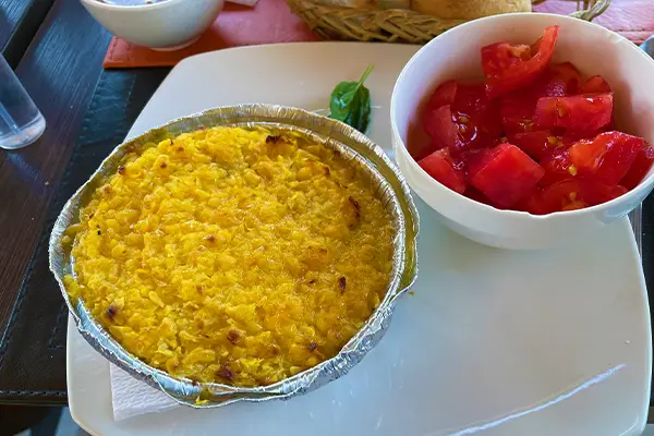 チリの伝統的な家庭料理“パステル・デ・チョクロ”