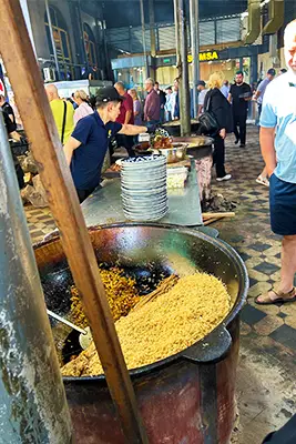 カザフスタンの伝統料理“プロフ”②